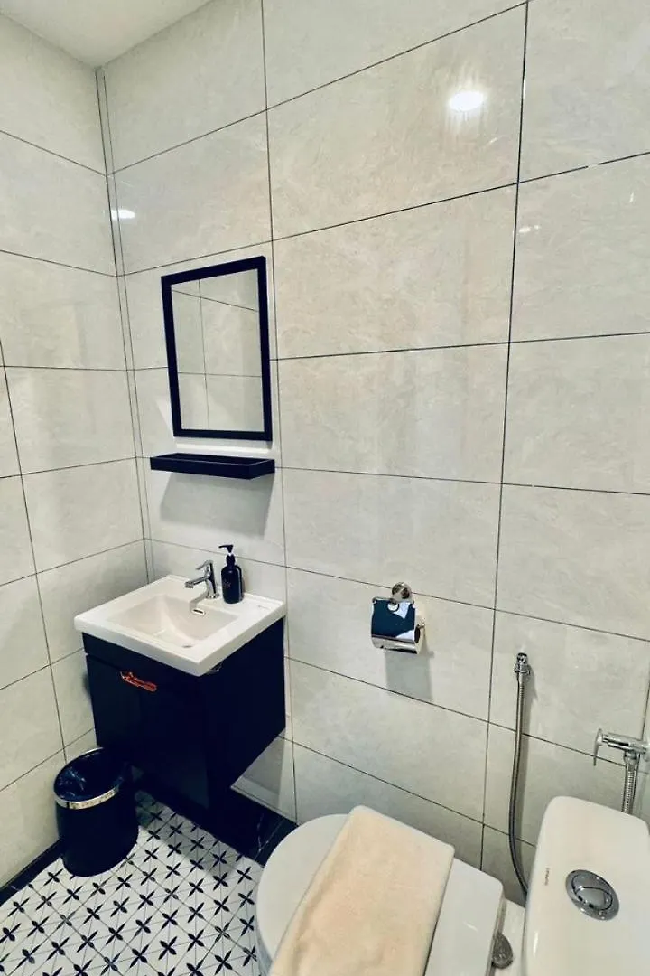 The Leith Hotell George Town
