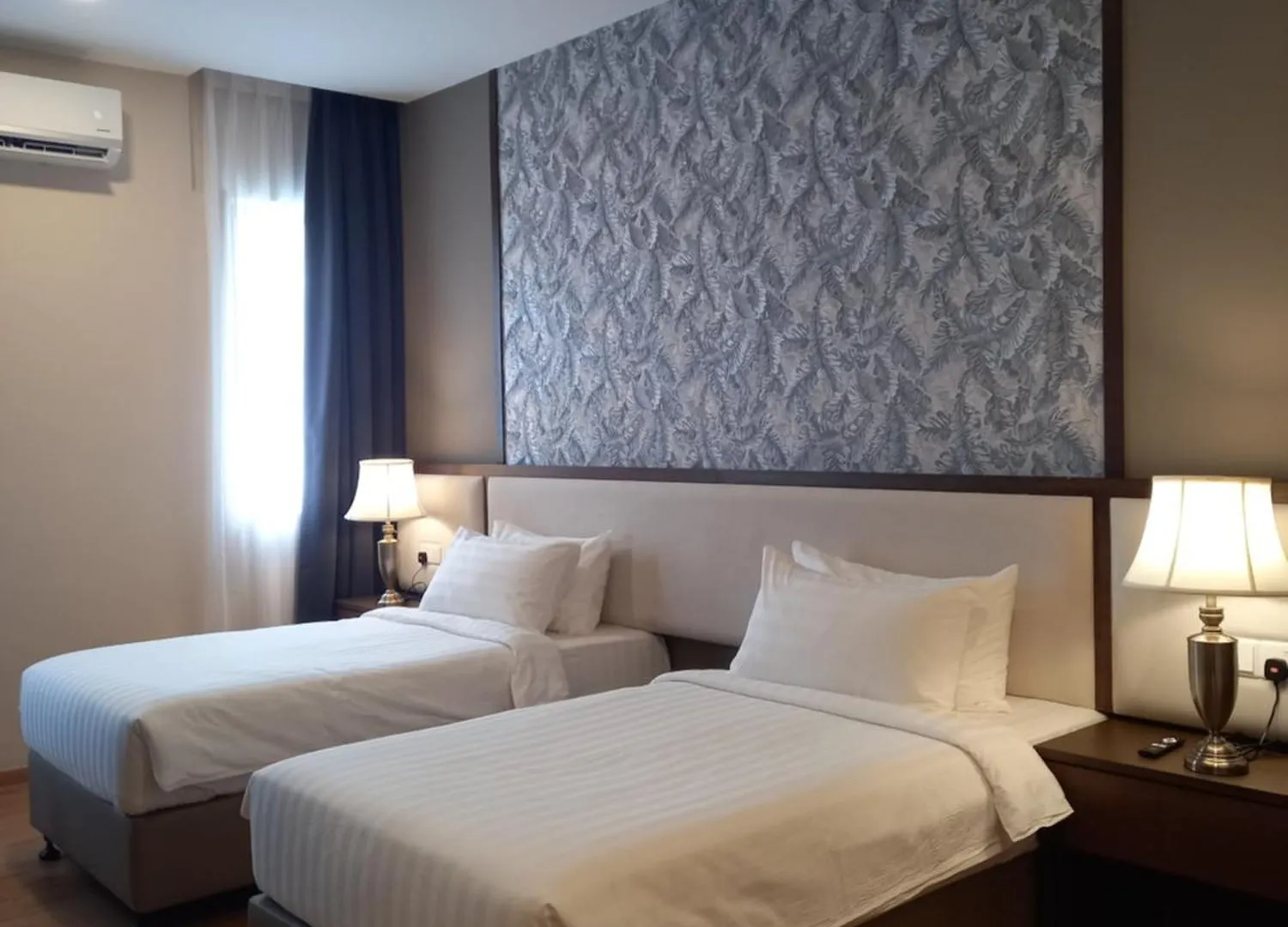 The Leith Hotell George Town